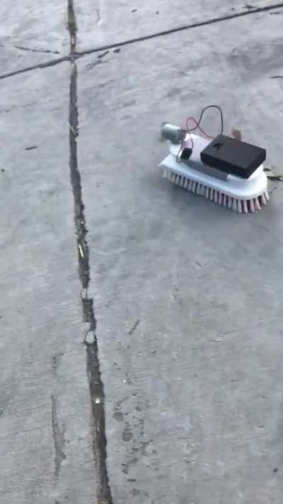 I introduce you to the Broomba!