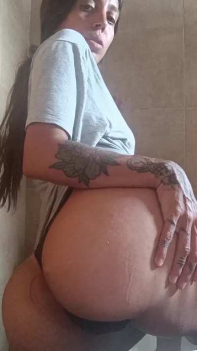 All I want is your face in my ass 
