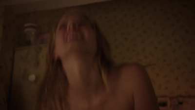 sexy Laura Wiggins riding.