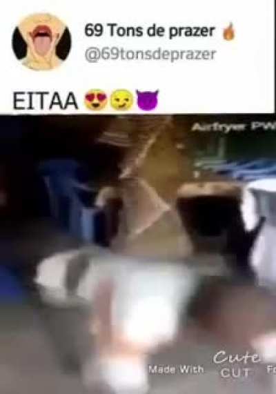 É tão bom ver uma criança se fudendo