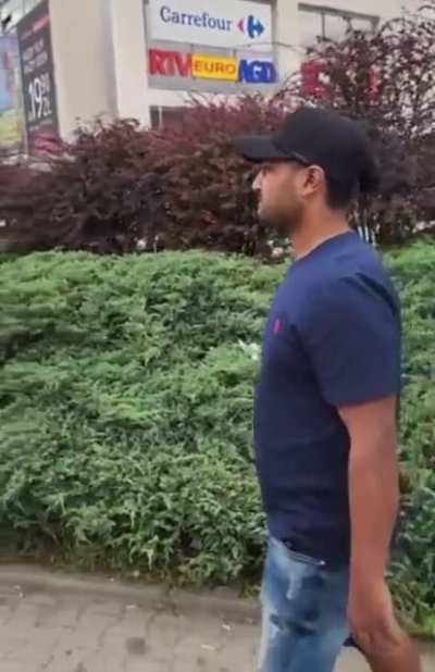POS goes to Poland as a tourist and tells another tourist to go back to where he came from (American white supremacist went Karen in Poland) if I was there I would have beaten him for sure