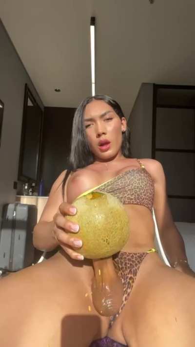 Do you want me to drill you like I drilled the cantaloupe? 🍈💦🤤
