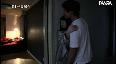 A married woman bumping into her Ex is one thing! Inviting him in and fucking him is quite another ... Nami Hoshino [SSNI-389]