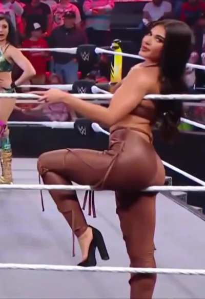 Jasmyn Nyx