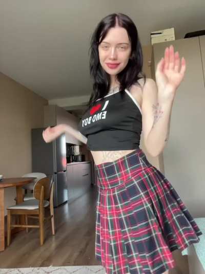 perfect nudes of goth girl