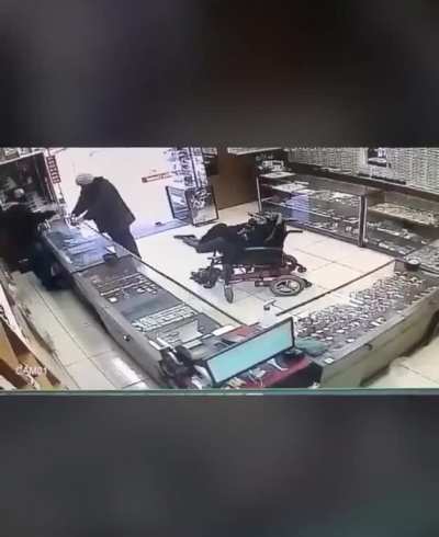 Mão na cabeç.......quer dizer PÉS NA CABEÇA!!!!