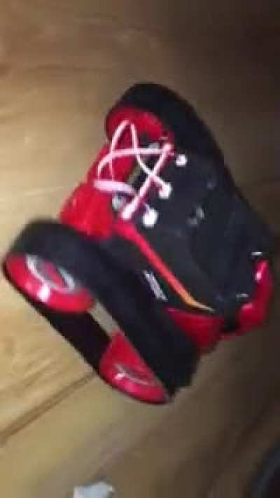 Blursed video some random guy sent me