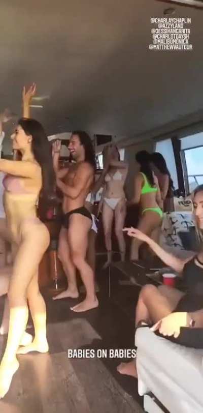 🍑🍑