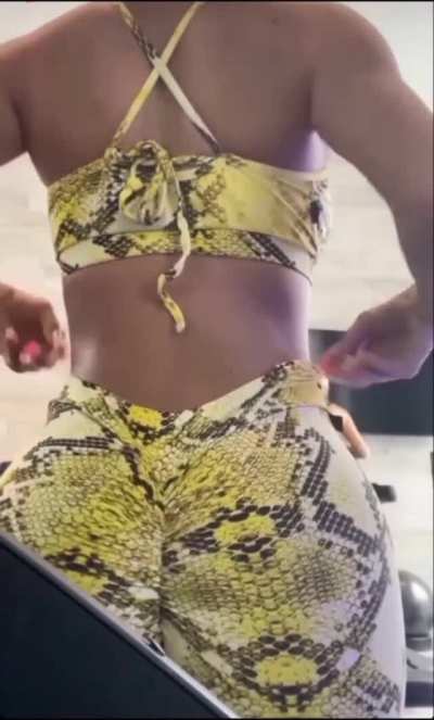 Kylie's jiggle in super slow motion