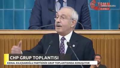 Kılıjdar bu kadar ekonomik sıkıntının ardından hala muhalefete oy vermeyen seçmeni görünce olur gibi ...