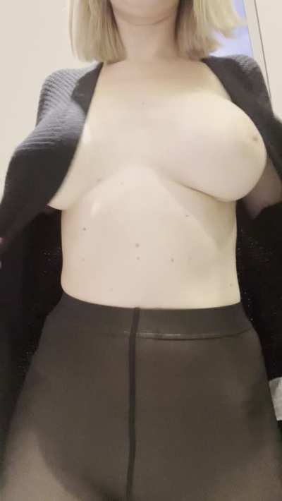 Cheeky reveal