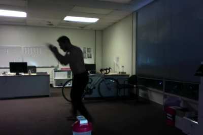 Kickboxing technique still trash but screw it