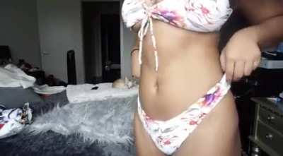 Underboobs 🌰🌰