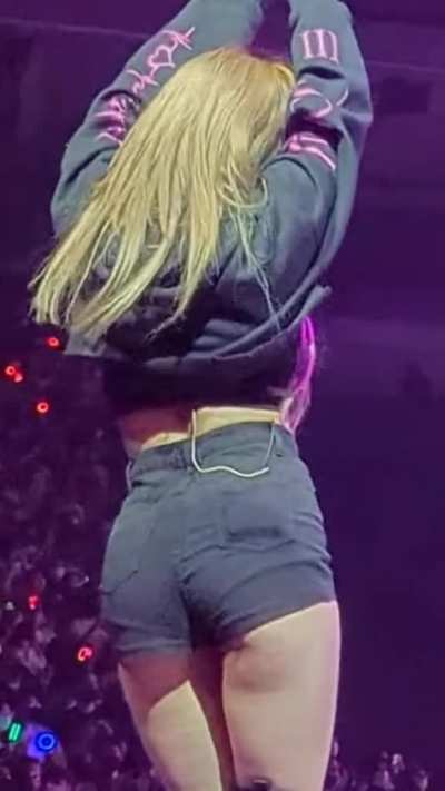 Holy fuck Sana