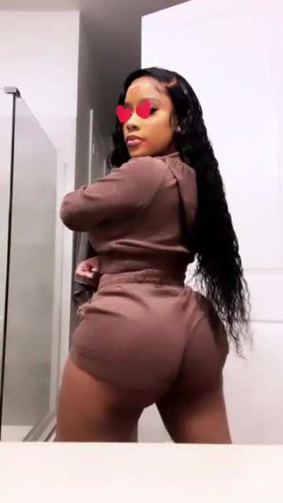 Lawd have mercy..😘