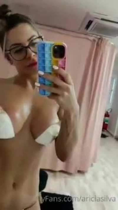 Arícia Silva - OF