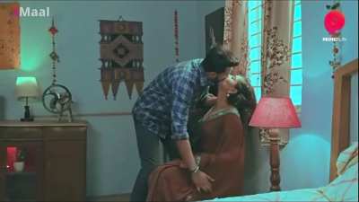 Rani Pari Kissing and Romance
