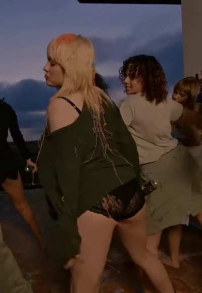 Billie Eilish has become quite the little cock tease. I wanna give this spoiled little girl a rough and raw pounding put her in her place