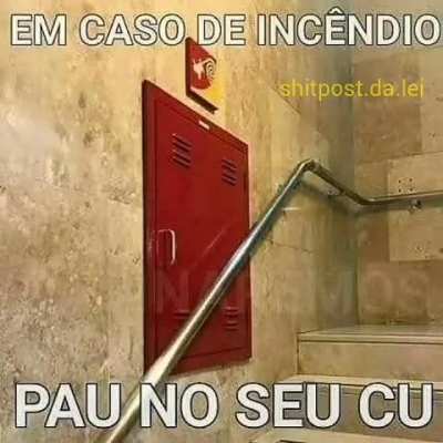 é