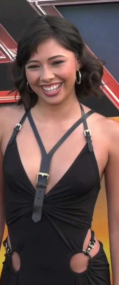 Xochitl Gomez