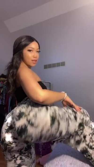🤩