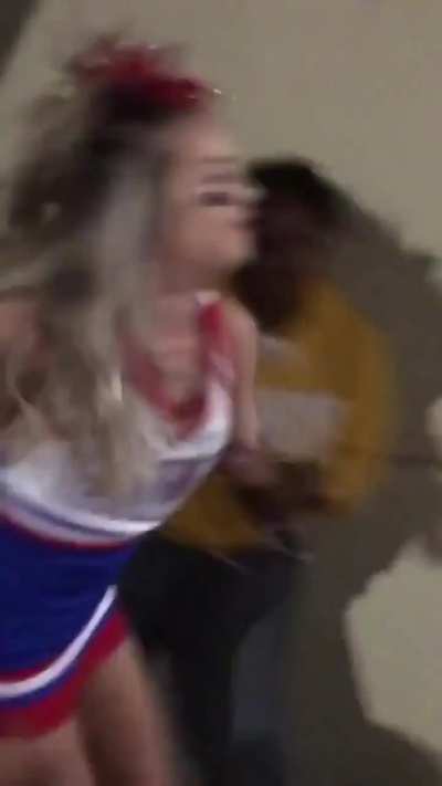 Cheerleader beats bullies ass