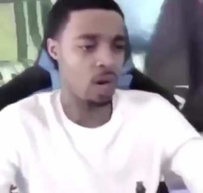 Flight Reacts