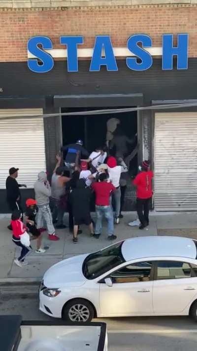Protestos, okay?