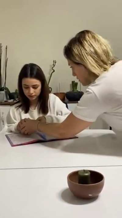 У меня что-то рука опухл<wbr>а...