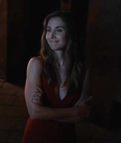 Alison brie