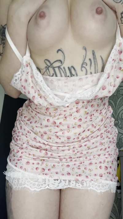 Drop my small tits for everyone who wants ( OC )