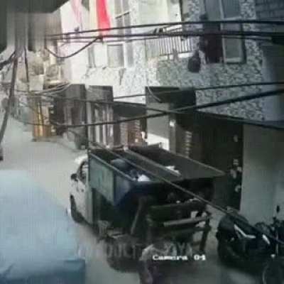 Throwing garbage directly from the window