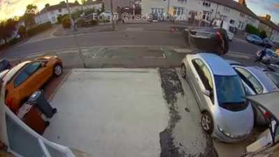 Man’s shopping took one fir the team but his sudden Tom Cruise sprint saved him...