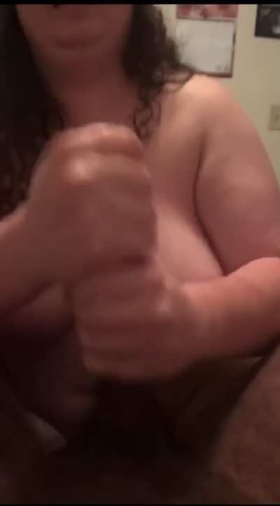 2handcock cumshot