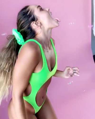 Sommer Ray