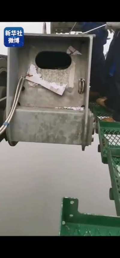 🔥 Giant Flying Squirrel jumping off cable car tower.