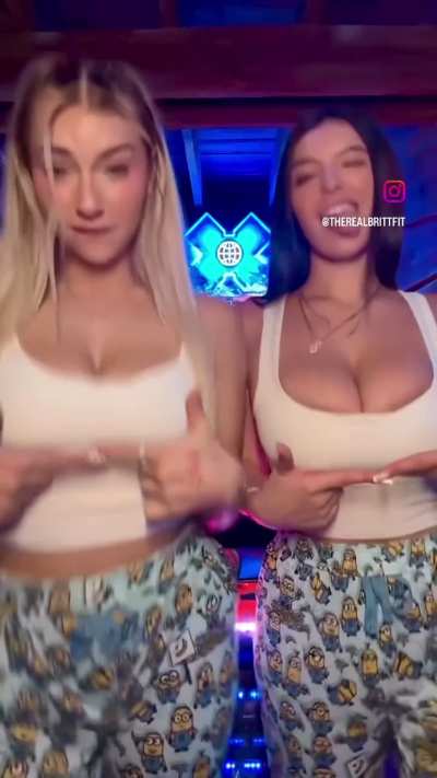 blonde or brunette?