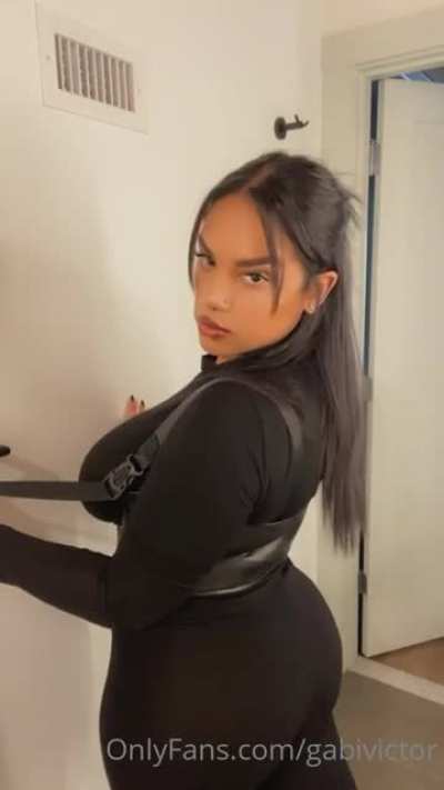 Gabi No Bra
