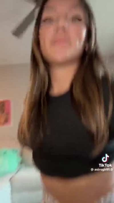 @astrogirll1.0