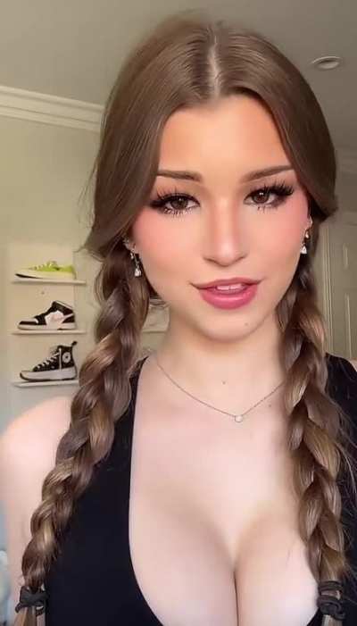 tiktok:brooke_monk69 someone leave dirty comments on fanpage
