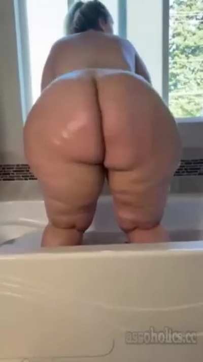 Wide body 