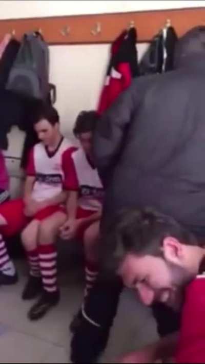 Coach motivates team