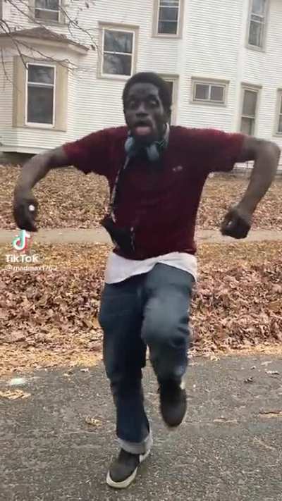He kinda jiggy with it tho