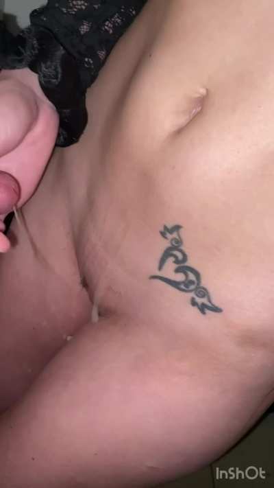 (Fm) first time at the glory hole! Hubby watched me make this stranger shoot a huge load of cum all over my pussy<wbr>!!🤭😈
