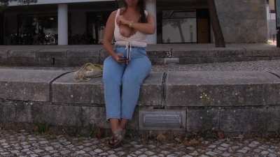 Love flashing in the city