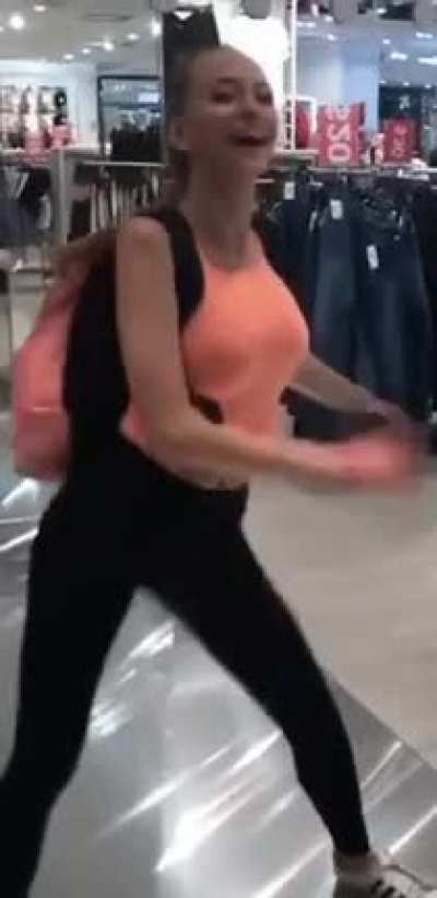 Bouncing tits