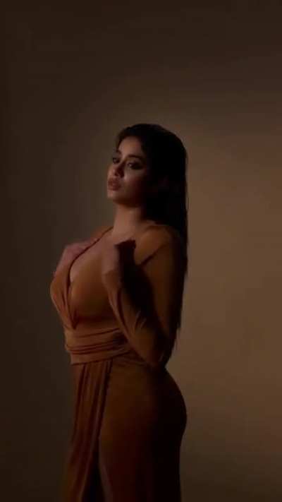 Janhvi Kapoor (New)