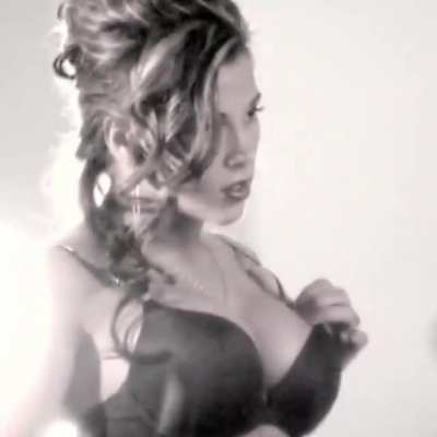 Mickie James 🤤