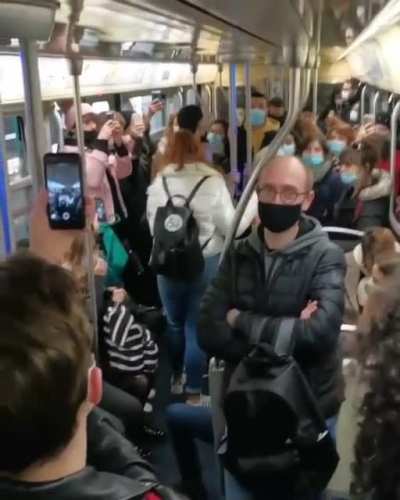 Parisian Commute : the Musical