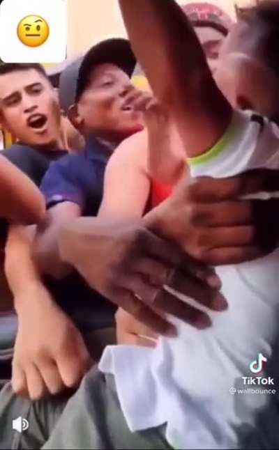 Y I lowkey feel bad😂 nigga got violated